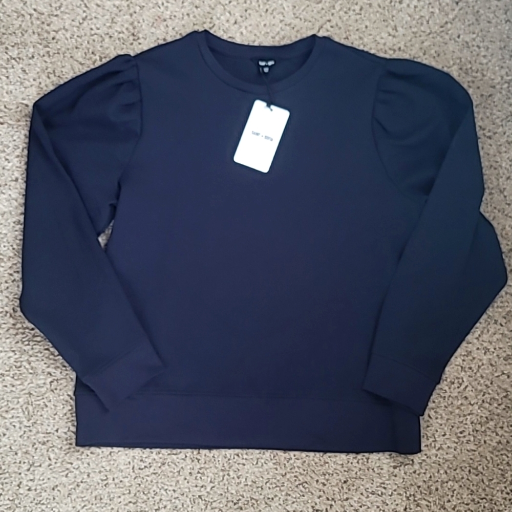 Saint and Sofia sz M (8) Navy Sweatshirt